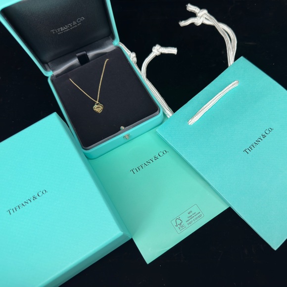 Mini Heart Tag Pendant - Picture 2 of 2